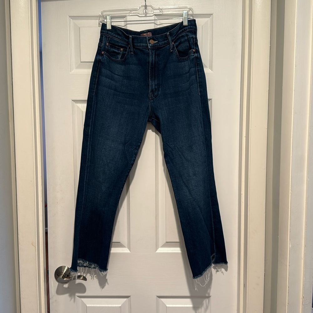 Mother “Insider Crop Step Fray” Size 33